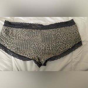 Women’s Victoria Secret Cotton with Lace Trim Boyshort.
